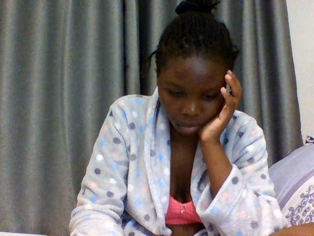 Comfort2a live cam on BongaCams