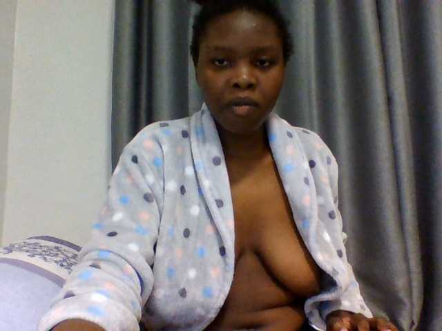 Comfort2a live cam on BongaCams