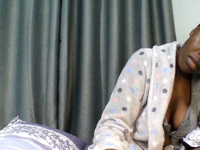 Comfort2a live cam on BongaCams