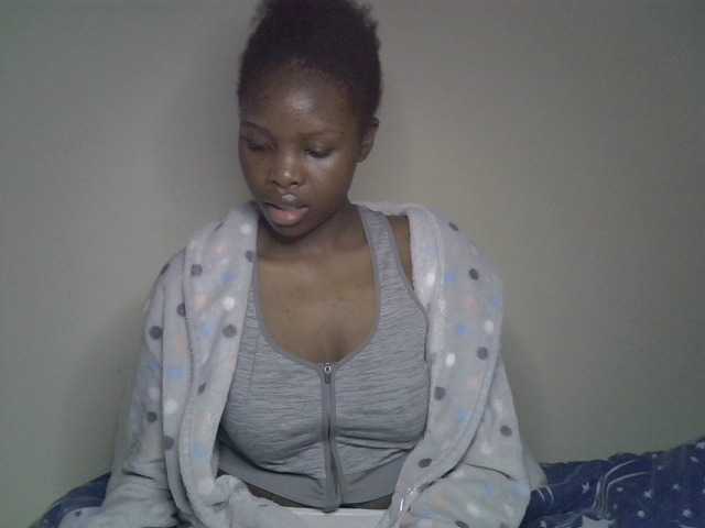 Comfort2a live cam on BongaCams