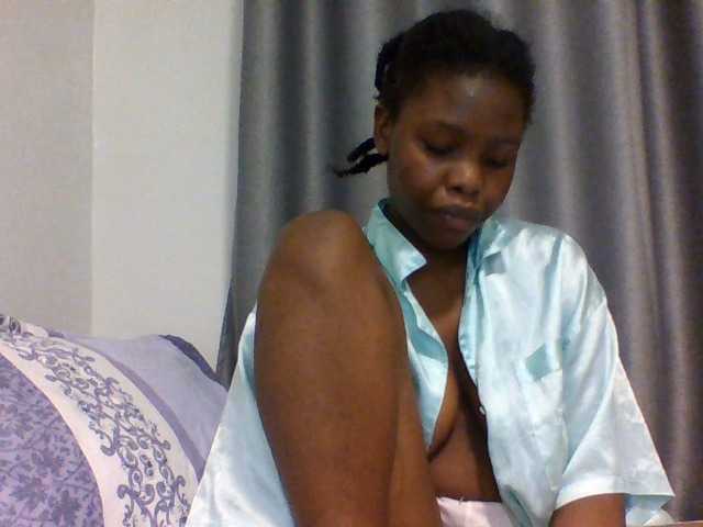Comfort2a live cam on BongaCams