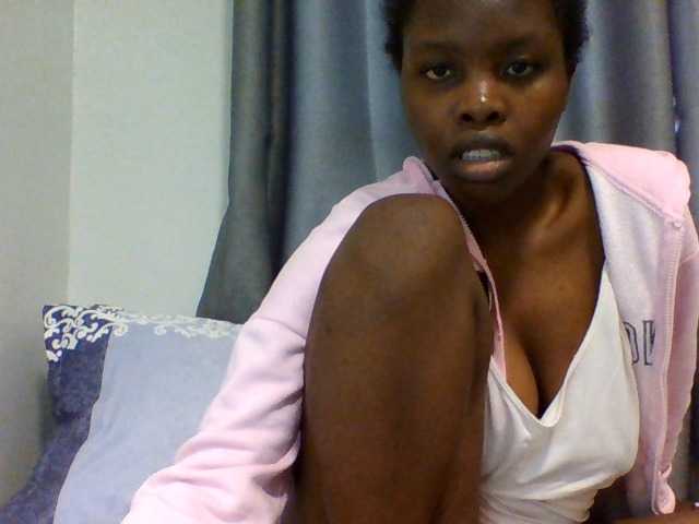Comfort2a live cam on BongaCams