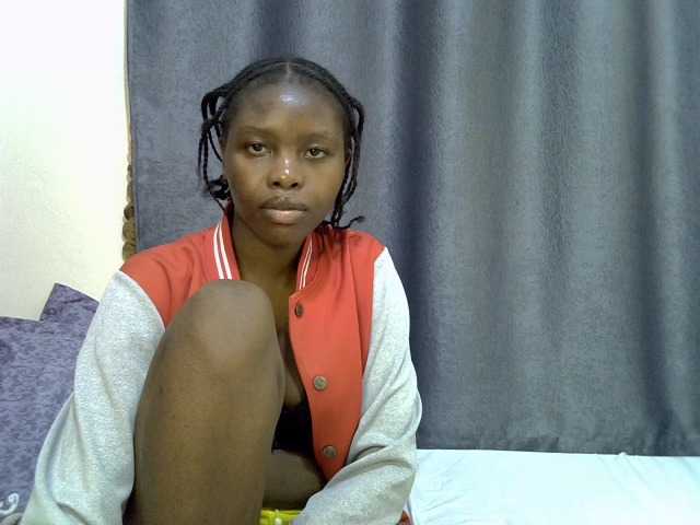 Comfort2a live cam on BongaCams