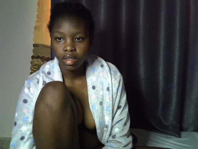 Comfort2a live cam on BongaCams