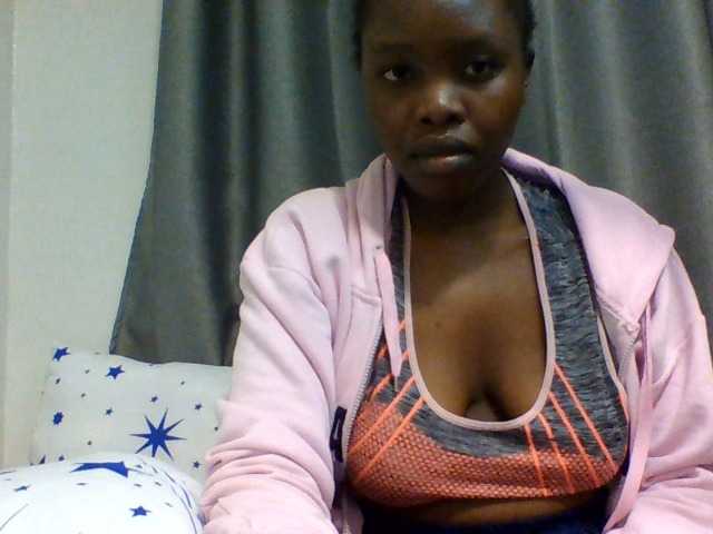 Comfort2a live cam on BongaCams