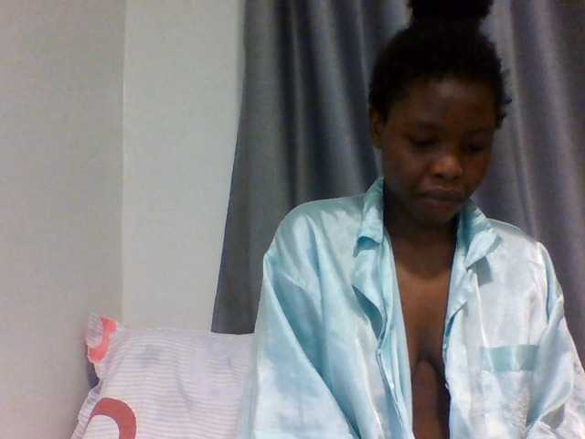 Comfort2a live cam on BongaCams
