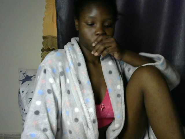 Comfort2a live cam on BongaCams
