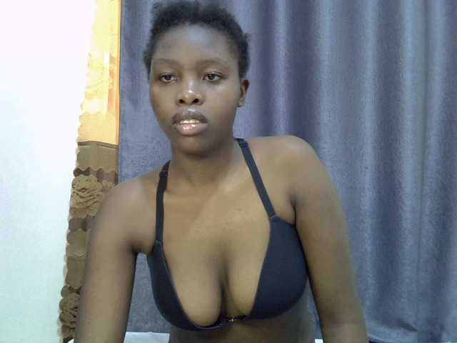 Comfort2a live cam on BongaCams