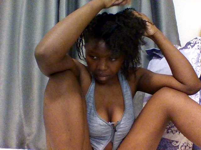 Comfort2a live cam on BongaCams
