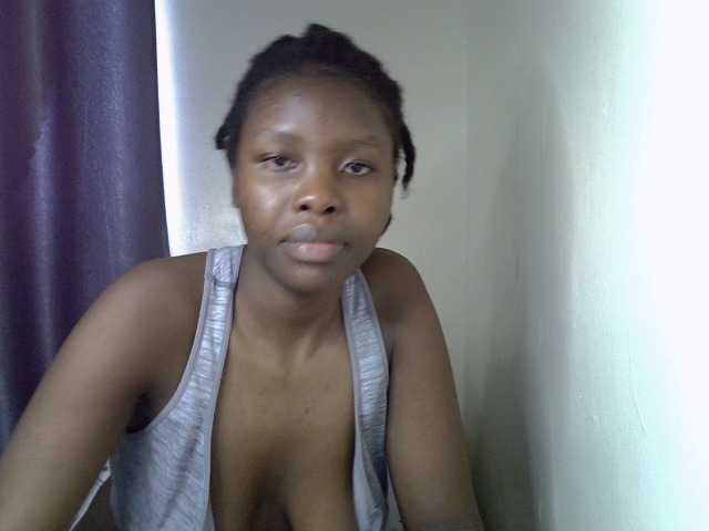 Comfort2a live cam on BongaCams