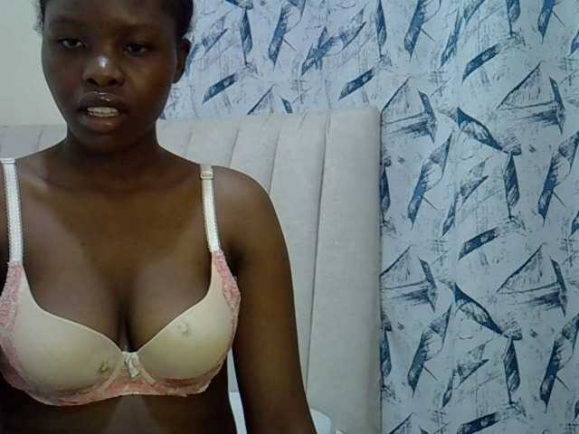 Comfort2a live cam on BongaCams