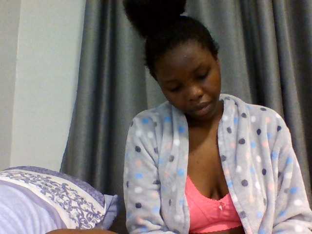 Comfort2a live cam on BongaCams