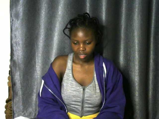 Comfort2a live cam on BongaCams