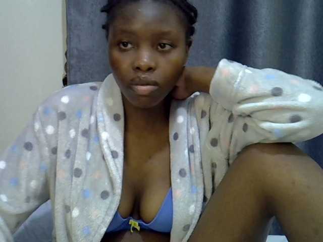 Comfort2a live cam on BongaCams