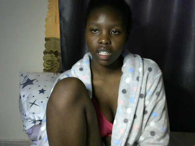 Comfort2a live cam on BongaCams