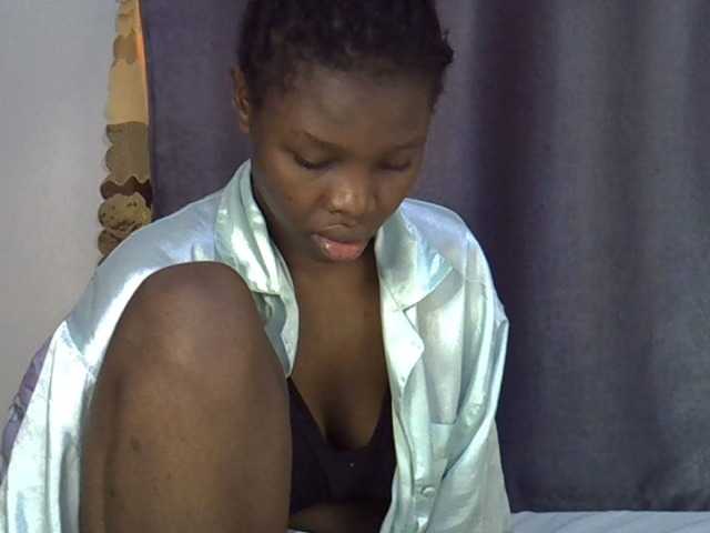 Comfort2a live cam on BongaCams