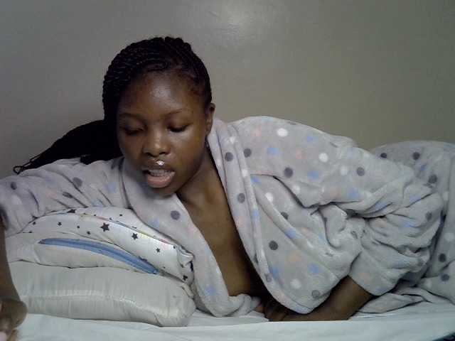 Comfort2a live cam on BongaCams