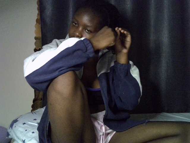 Comfort2a live cam on BongaCams
