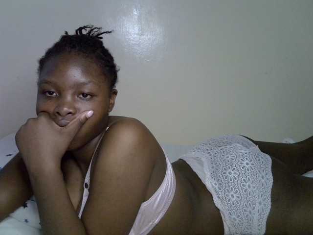 Comfort2a live cam on BongaCams