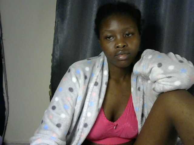 Comfort2a live cam on BongaCams
