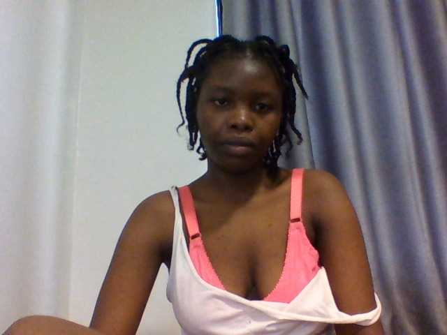 Comfort2a live cam on BongaCams