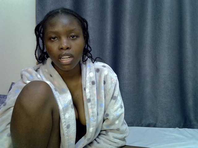 Comfort2a live cam on BongaCams