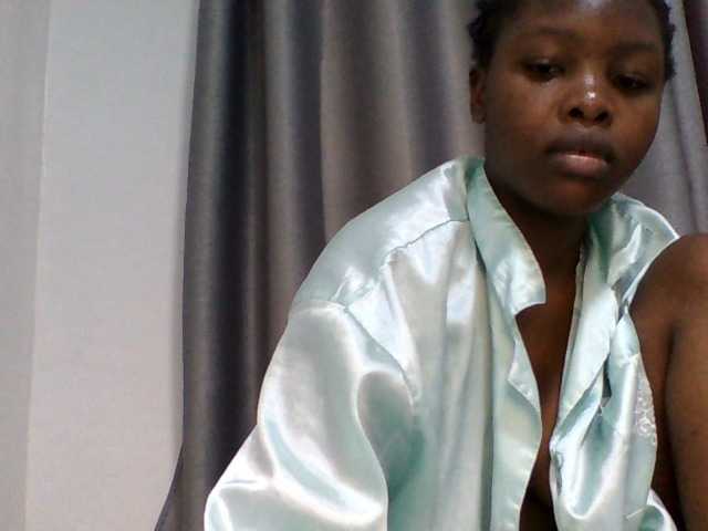 Comfort2a live cam on BongaCams