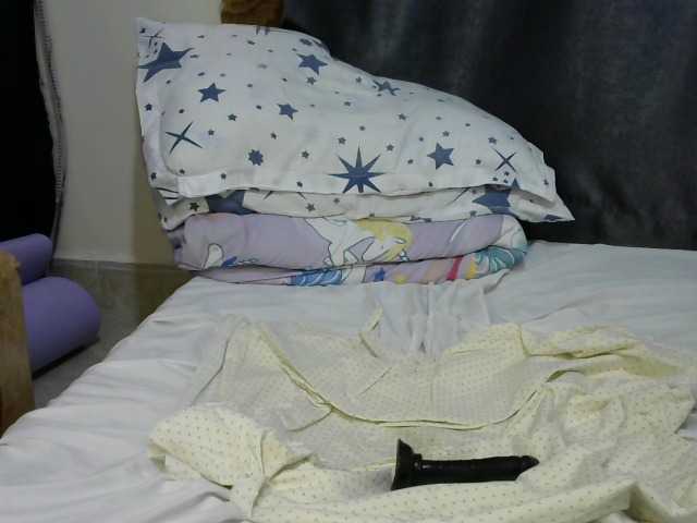 Comfort2a live cam on BongaCams