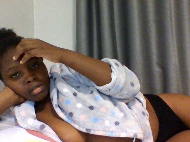 Comfort2a live cam on BongaCams