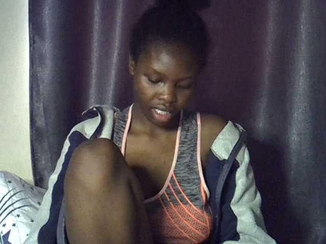 Comfort2a live cam on BongaCams