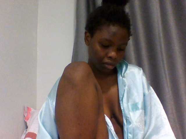 Comfort2a live cam on BongaCams