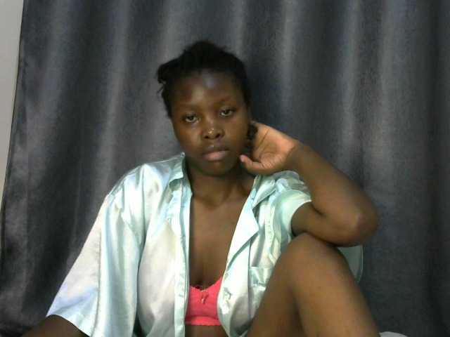 Comfort2a live cam on BongaCams