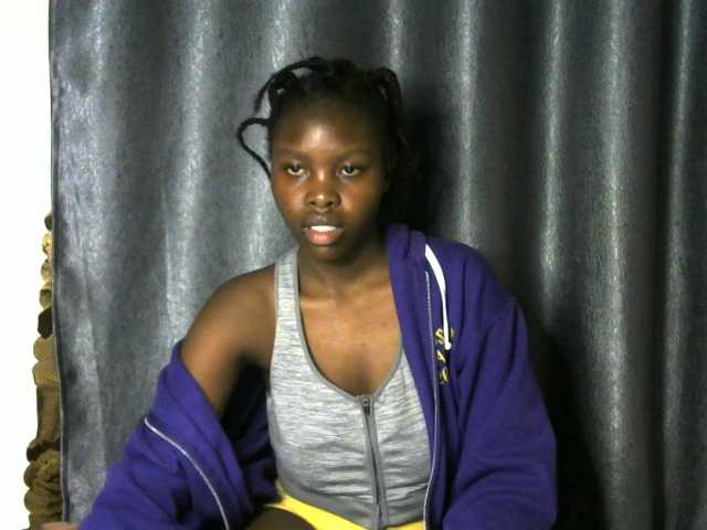 Comfort2a live cam on BongaCams
