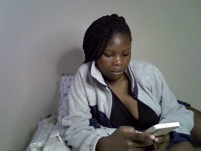 Comfort2a live cam on BongaCams