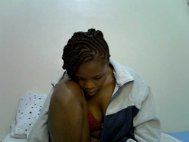 Comfort2a live cam on BongaCams