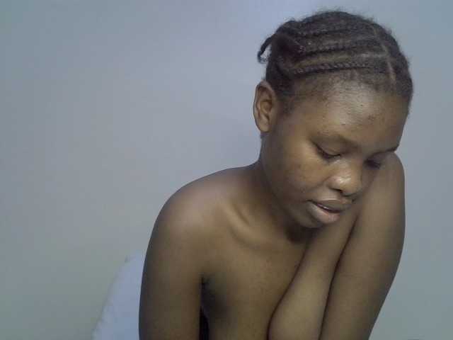Comfort2a live cam on BongaCams
