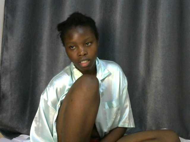 Comfort2a live cam on BongaCams