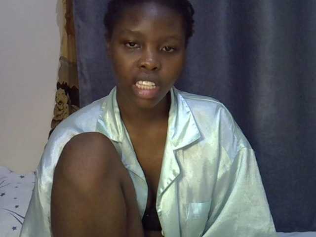 Comfort2a live cam on BongaCams