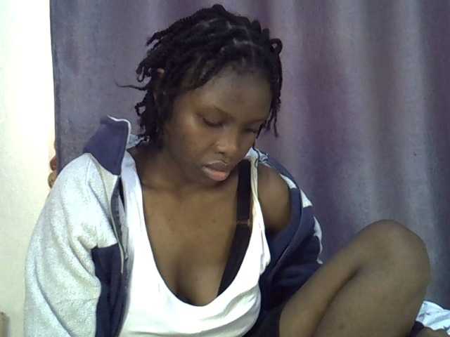 Comfort2a live cam on BongaCams