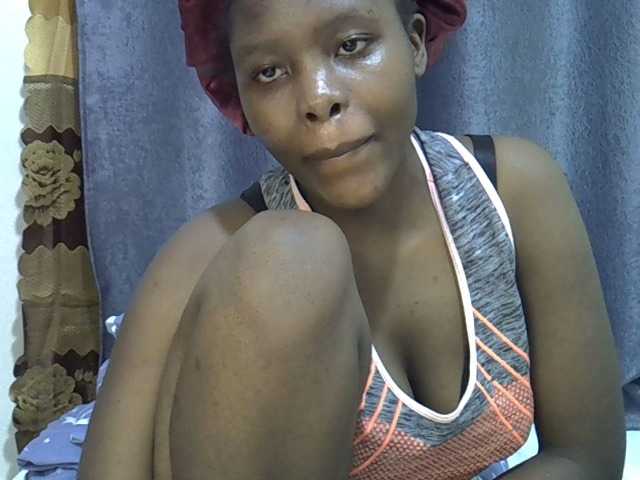 Comfort2a live cam on BongaCams