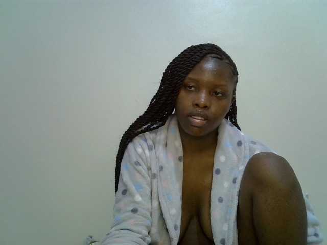 Comfort2a live cam on BongaCams