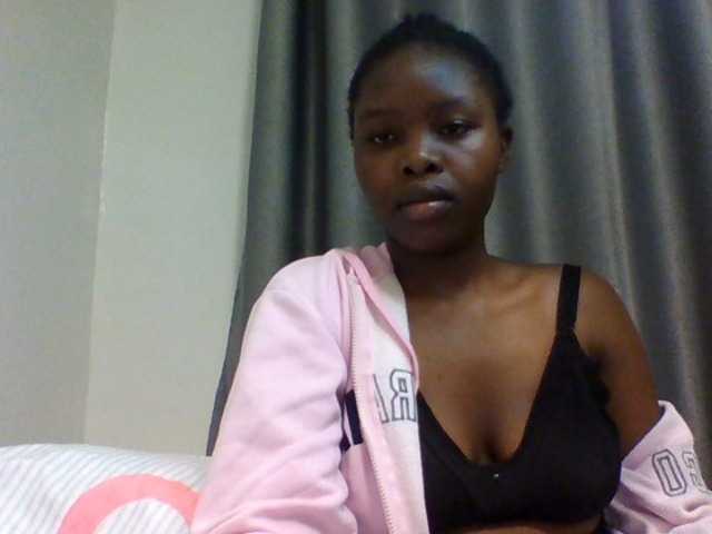 Comfort2a live cam on BongaCams