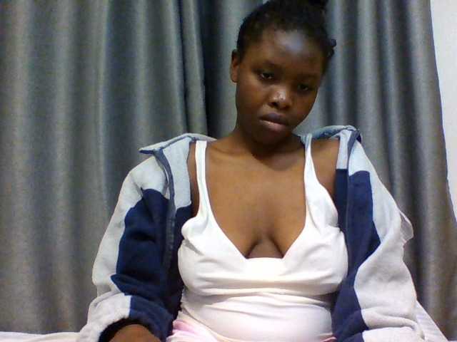 Comfort2a live cam on BongaCams