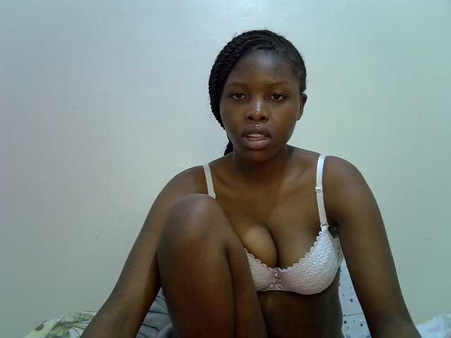 Comfort2a live cam on BongaCams