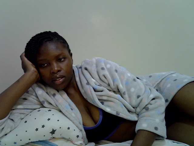 Comfort2a live cam on BongaCams