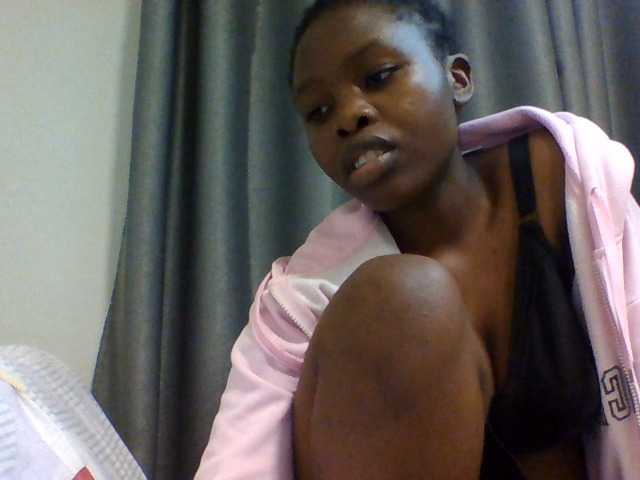 Comfort2a live cam on BongaCams