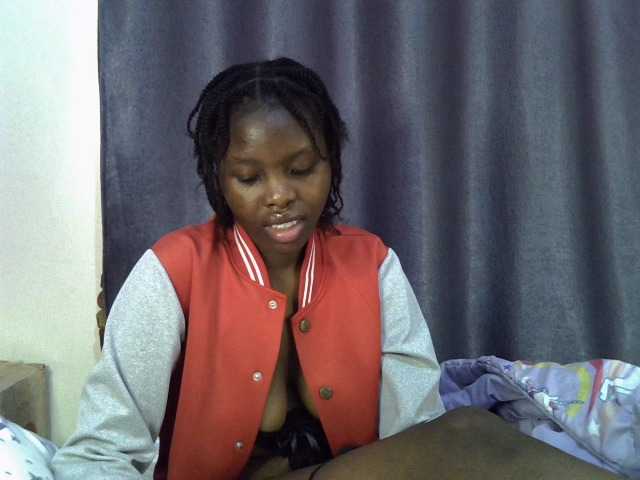 Comfort2a live cam on BongaCams