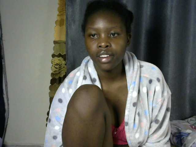 Comfort2a live cam on BongaCams