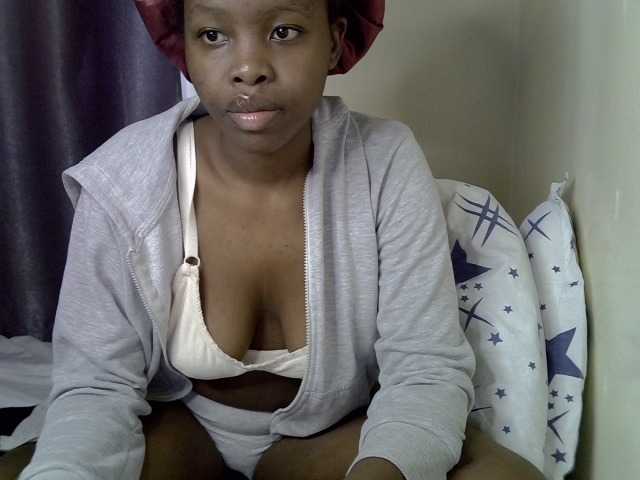 Comfort2a live cam on BongaCams