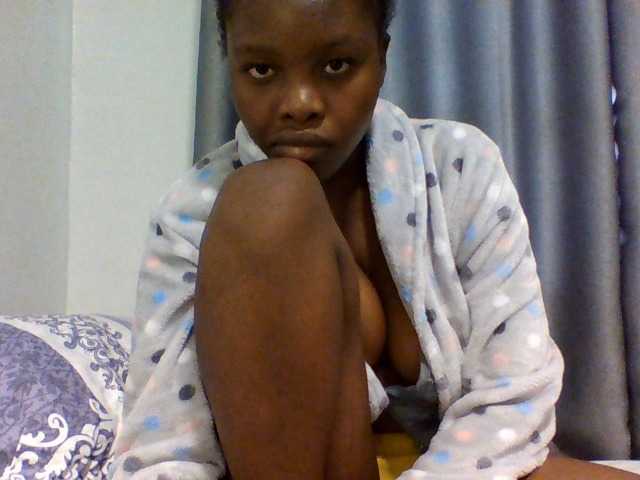 Comfort2a live cam on BongaCams